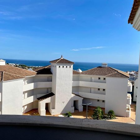 Hill Sea View Apartment マニルバ エクステリア 写真