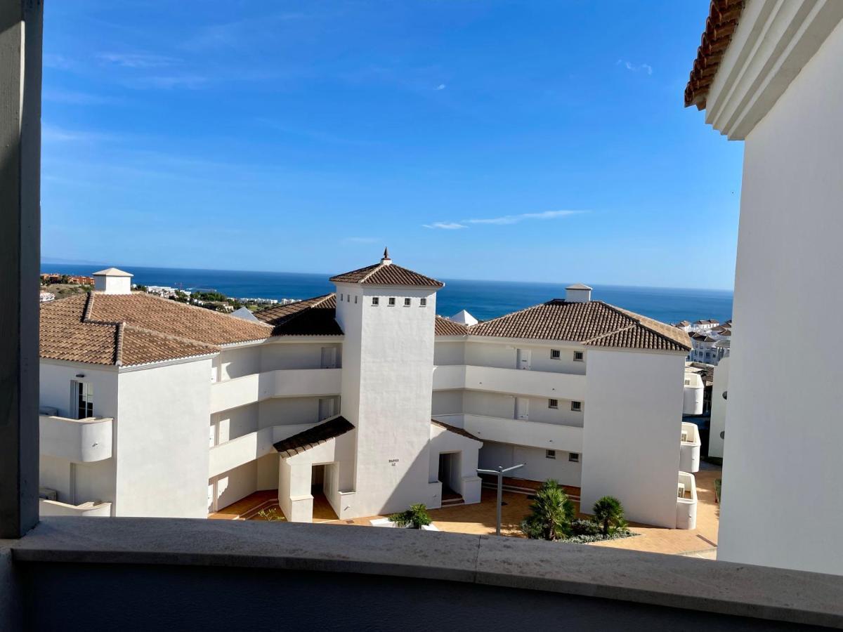 Hill Sea View Apartment マニルバ エクステリア 写真