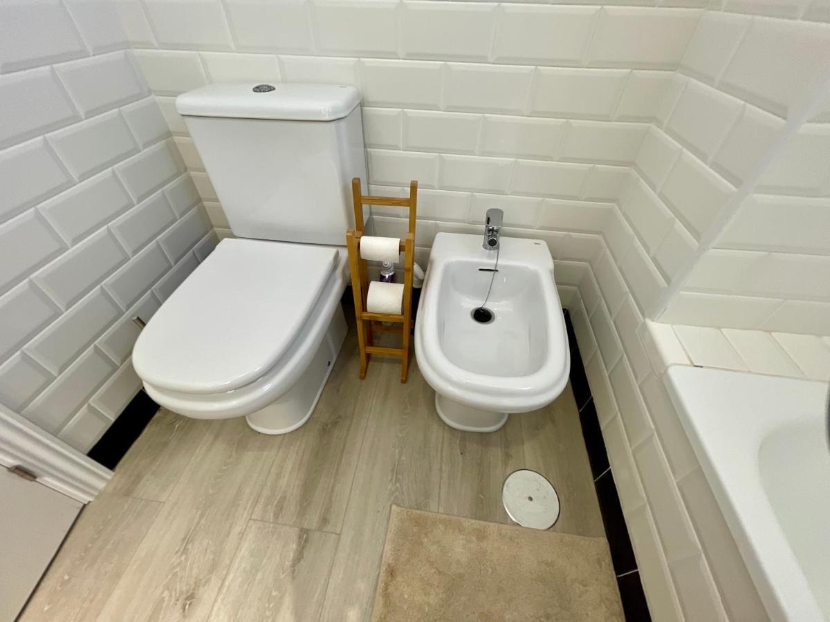 Hill Sea View Apartment マニルバ エクステリア 写真
